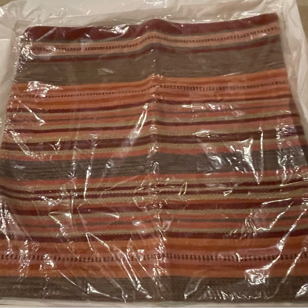 NWT Pottery Barn Albany Stripe Kilim Dhurrie Pillow Cover, 24” - Picture 2 of 6
